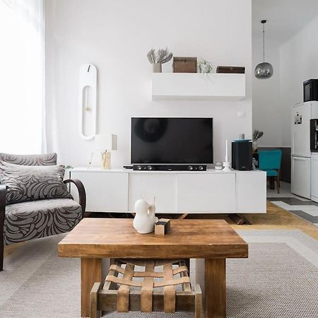 Sunrise Lounge Corvin 63M2 Ac Apartment Budapest Luaran gambar