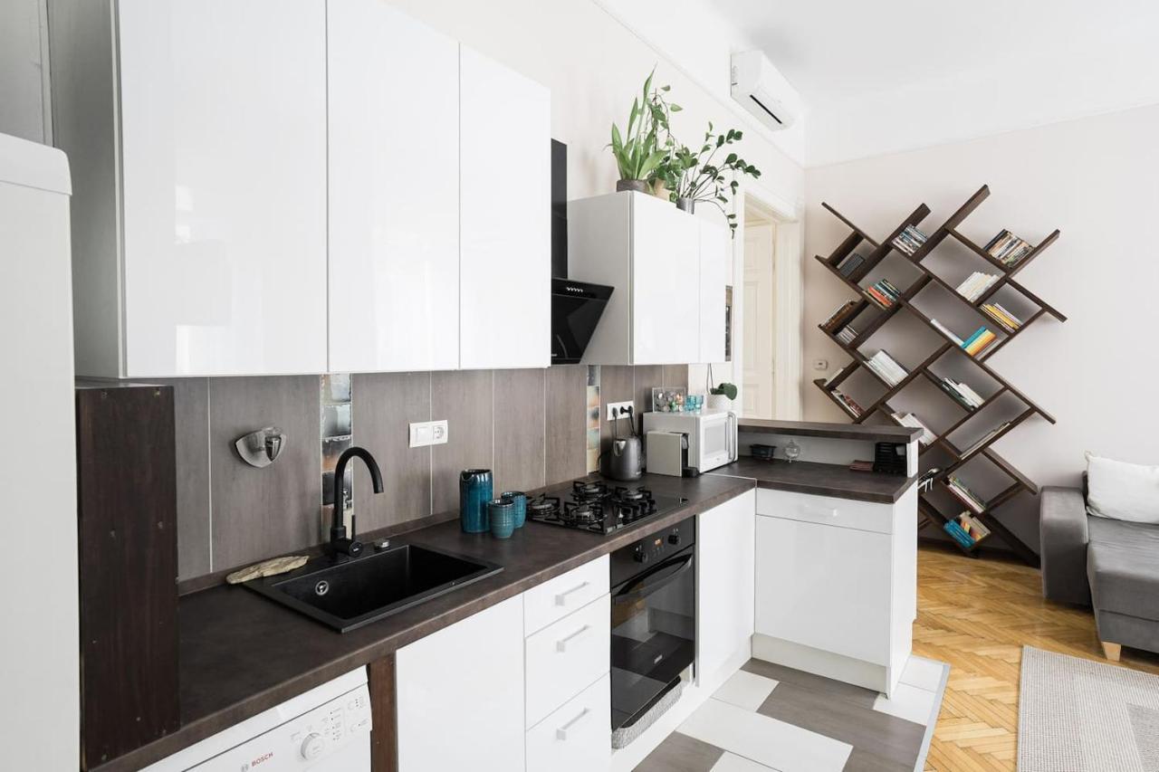 Sunrise Lounge Corvin 63M2 Ac Apartment Budapest Luaran gambar