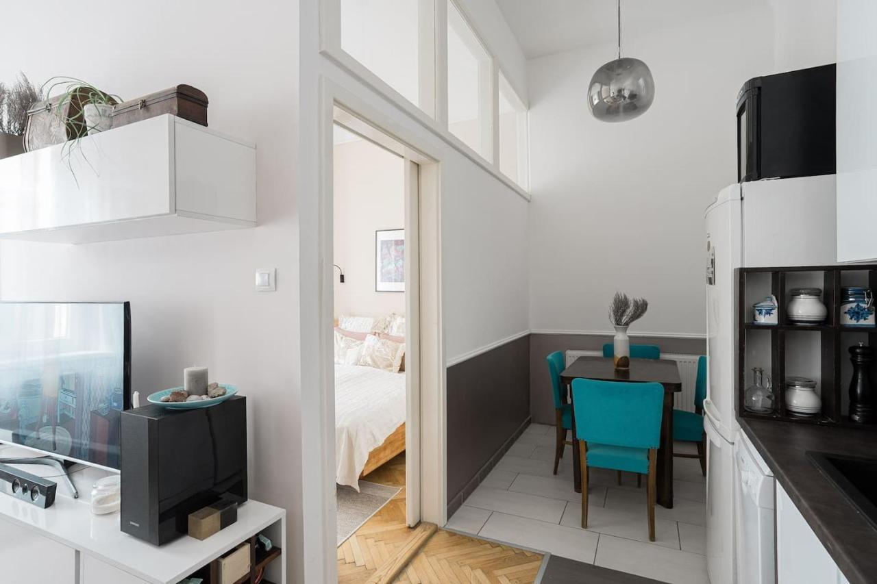 Sunrise Lounge Corvin 63M2 Ac Apartment Budapest Luaran gambar