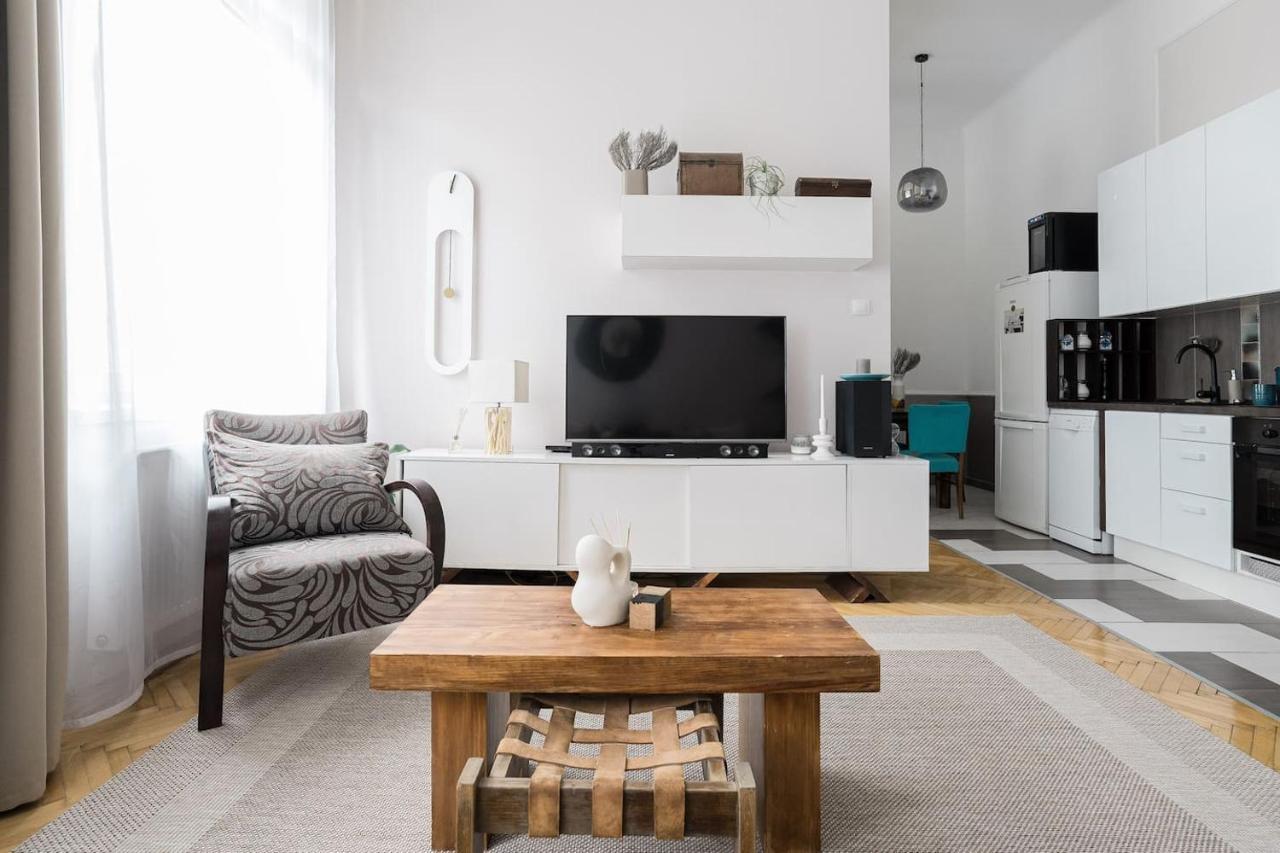 Sunrise Lounge Corvin 63M2 Ac Apartment Budapest Luaran gambar